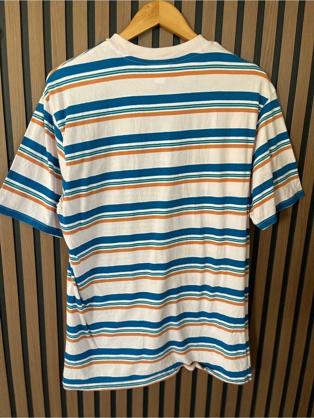 Guess originals striped tshirt - Picture 2 of 4